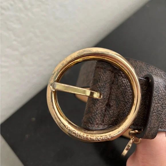 MICHAEL Michael Kors Brown Monogram Gold Buckle and Charm Belt Size Small - Picture 2 of 5